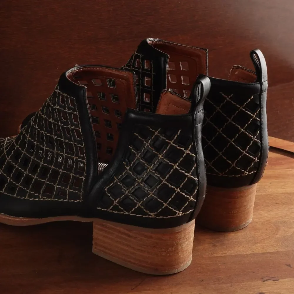 Jeffrey Campbell Boots Womens SZ 9‎ BLK Taggart Leather Mesh Ankle Boho Festival